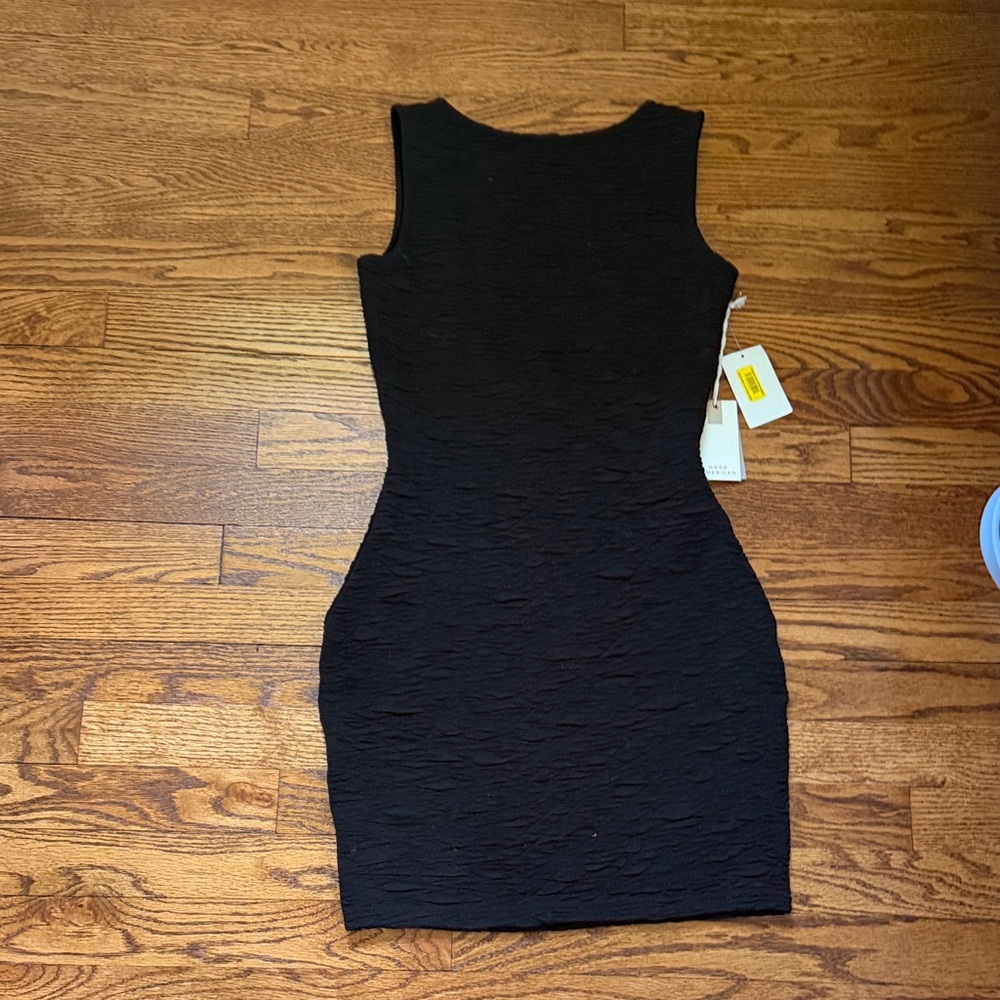 Black Sleeveless Bodycon Dress - Women's